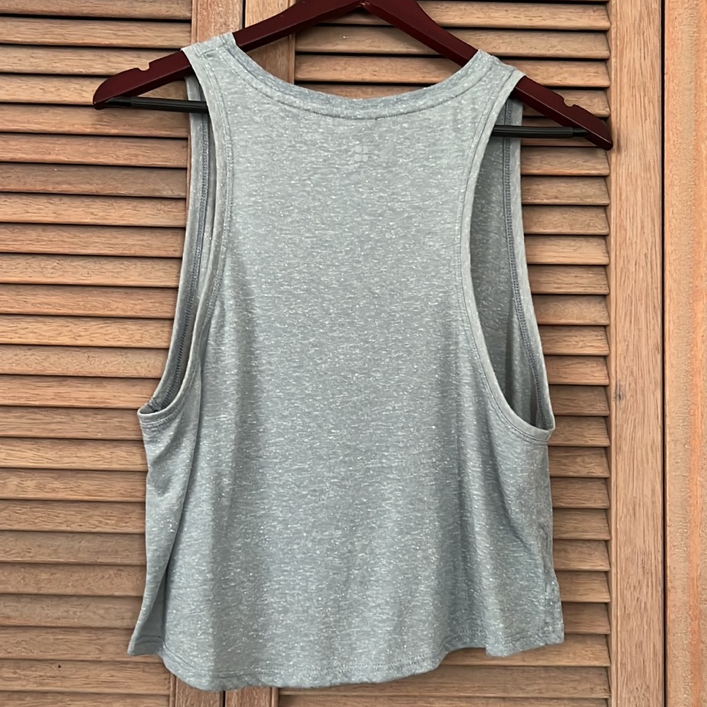 Sweaty Betty Tank - Picture 2 of 4